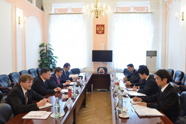 
			Россия и Япония обсудили возможность совместных инвестпроектов в области марикультуры на Дальнем Востоке		