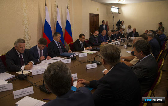 Владимир Илюхин: Судьбу арестованных судов должен решать регион