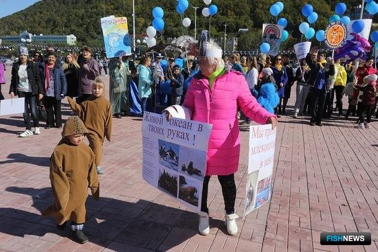 Фестиваль в защиту морских зверей собрал тысячи участников