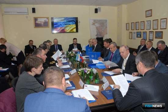 Россия и Украина определили условия промысла в Азовском море