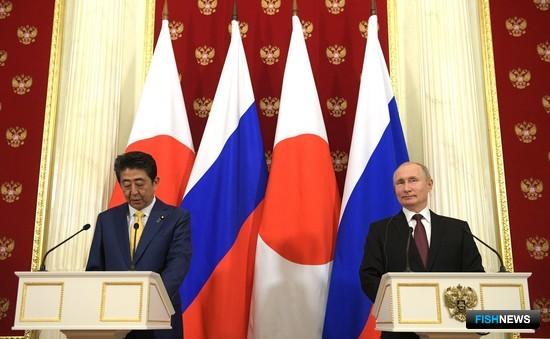 Президент России и премьер Японии поделились деталями переговоров