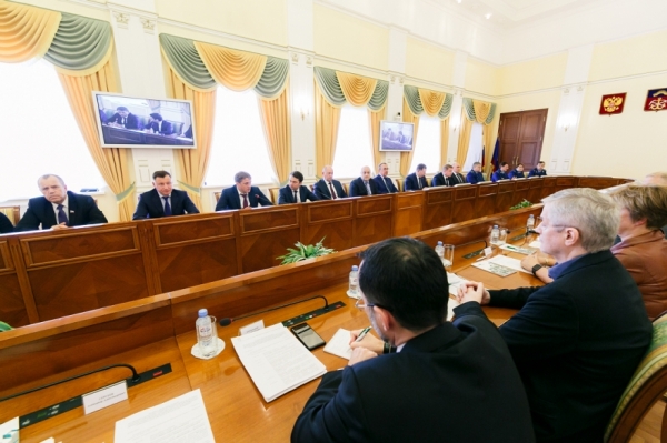 
			Процедуру оформления рыбопромысловых судов в порту Мурманск планируется упростить		