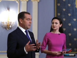 Дмитрий Медведев решил облегчить КоАП Дмитрий Медведев решил облегчить КоАП