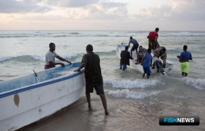 Рыбакам Сомали подарили ярусоловы