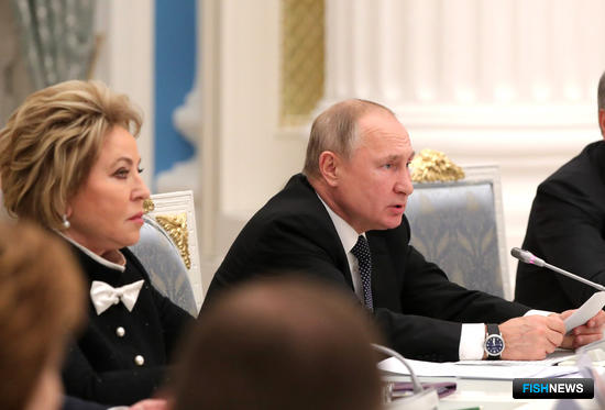 Валентина Матвиенко и Владимир Путин обсудили «крабовый» заказ