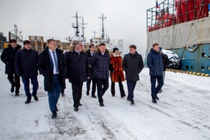 
			Глава Росрыболовства осмотрел портовое хозяйство г. Невельска и посетил Сокольниковский лососевый рыбоводный завод		