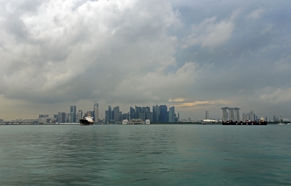 
			Новости кругосветки: «Паллада» пополнила запасы топлива и продовольствия у берегов Сингапура 		