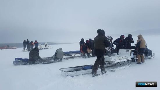 Рыболовов-любителей на Сахалине спасли из ледового плена