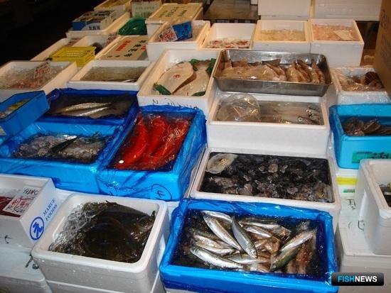 Японцы стали меньше налегать на рыбу