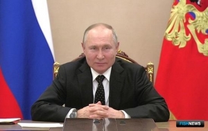 Валюте ограничивают выезд Валюте ограничивают выезд